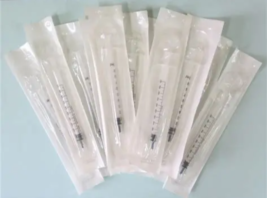 シリンジ　1本（1ml）